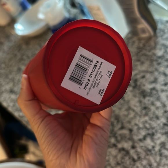 Starbucks valentines cup - Picture 3 of 3